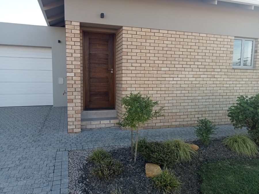To Let 3 Bedroom Property for Rent in Pacaltsdorp Western Cape